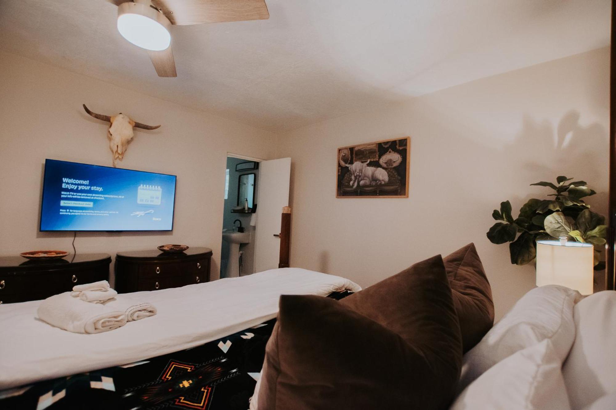 Cowboy Den-Hot Tub-Game Room-Pet Friendly-No Pet Fees! Albuquerque Zewnętrze zdjęcie